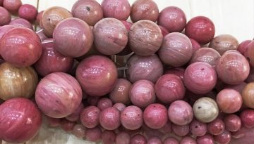 rhodonite-beads